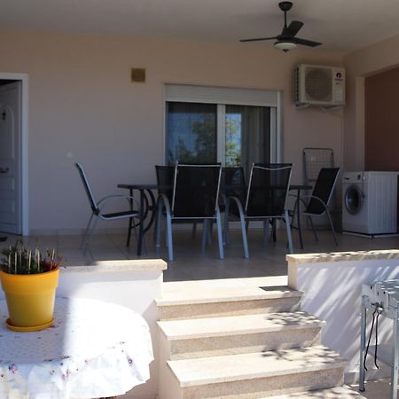 Lovely Studio With Beautiful Garden Kavala Exterior photo